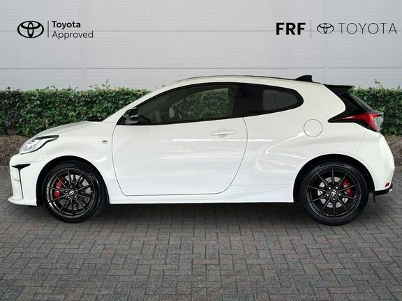 Toyota Yaris Yaris Excel Hev Cvt Silver #24