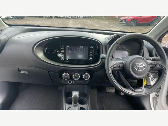 Toyota Aygo X Pure Automatic White #5