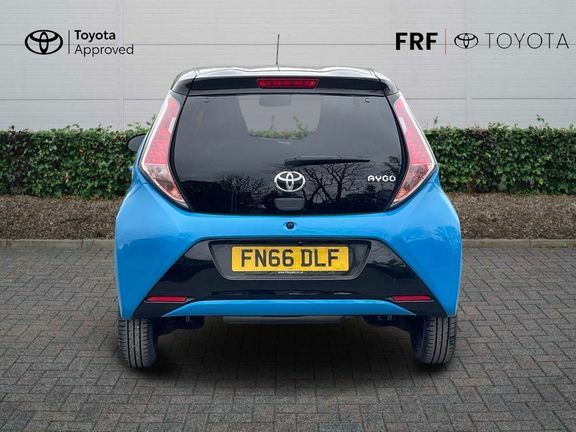 Toyota Aygo X X-pression Red #26