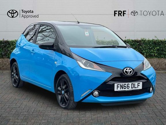 Toyota Aygo X X-cite 2 1.0M Bi-tone