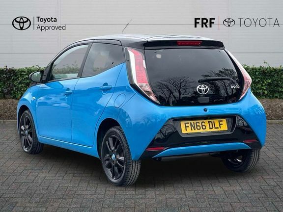 Toyota Aygo X X-cite 2 1.0M Bi-tone #4
