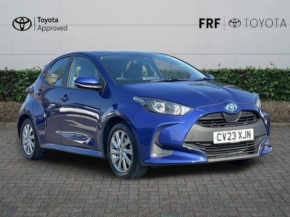 Toyota Yaris Icon Navi Blue