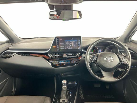 Toyota C-Hr Design 1.8 Grey #6