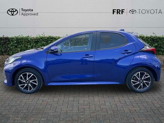 Toyota Yaris Hatchback Black #24