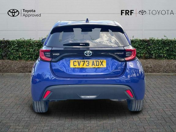 Toyota Yaris Hatchback Black #26