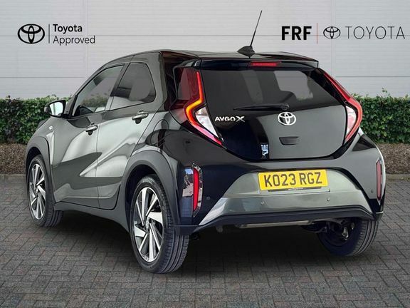 Toyota Aygo X Edge Automatic Green #4