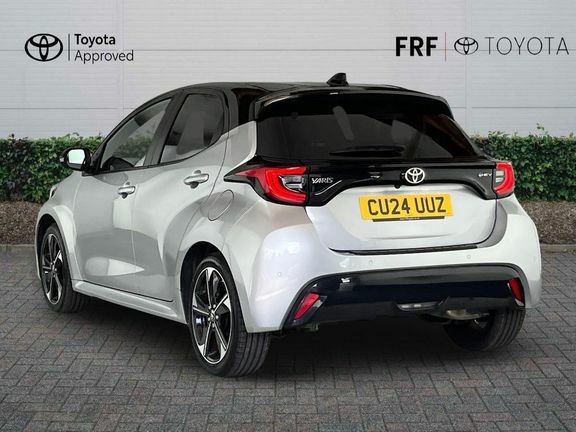 Toyota Yaris Premiere Edition Silver #4