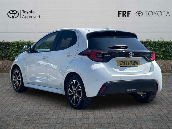 Toyota Yaris Yaris Design 1.5 Hybrid White #4