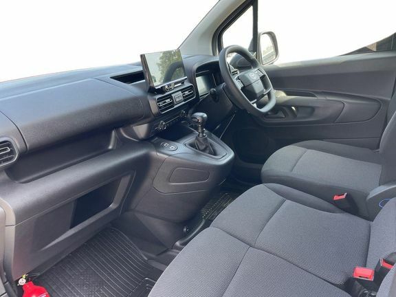 Toyota Proace City Active L1 1.5 100Hp Ply Lining White #5