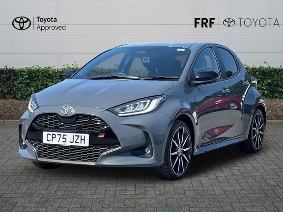 Toyota Yaris Gr Sport Grey #3