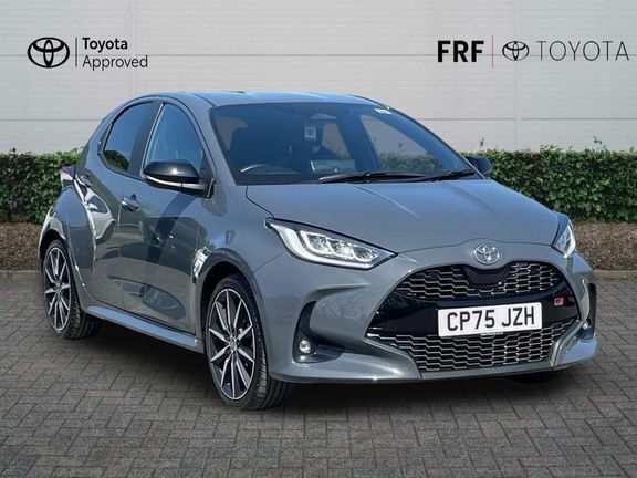 Toyota Yaris Gr Sport Grey