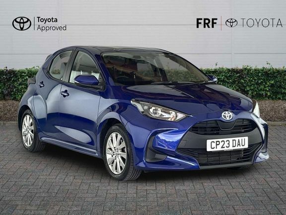 Toyota Yaris Icon Blue