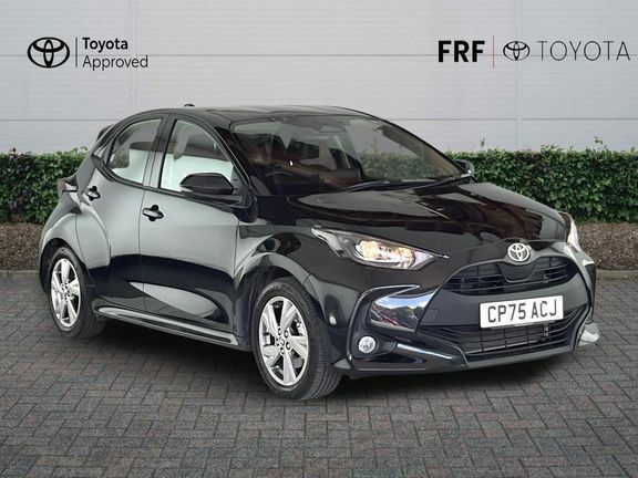 Toyota Yaris Icon Black