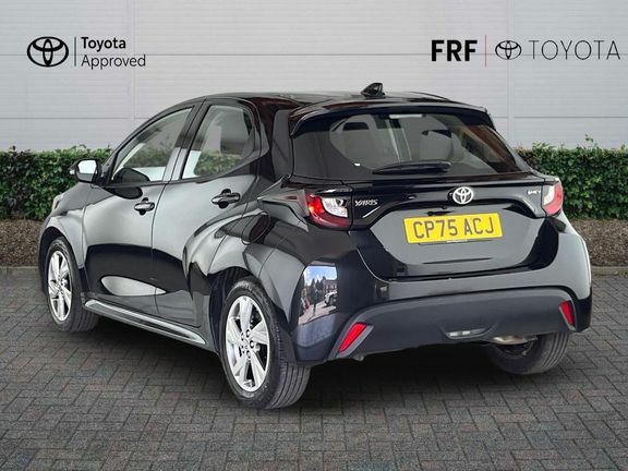 Toyota Yaris Icon Black #4