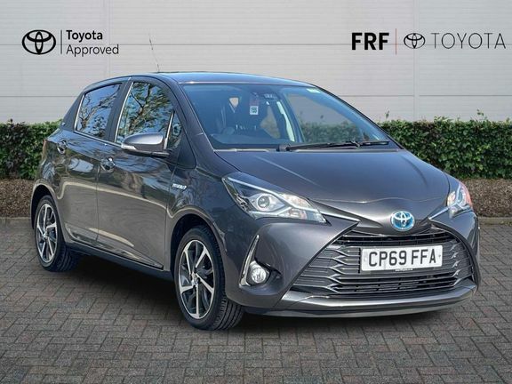 Toyota Yaris Y20 1.5 Hybrid Grey