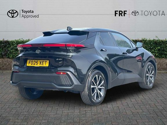 Toyota C-Hr Design 1.8 Fwd Hybrid Black #2