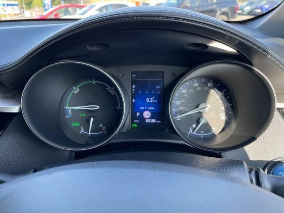 Toyota C-Hr Dynamic Silver #11