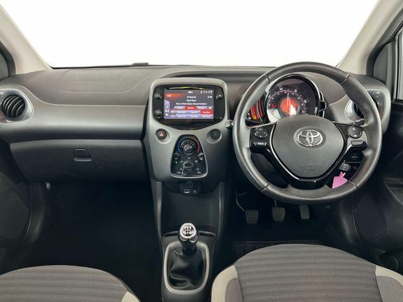Toyota Aygo X X-play M Grey #6