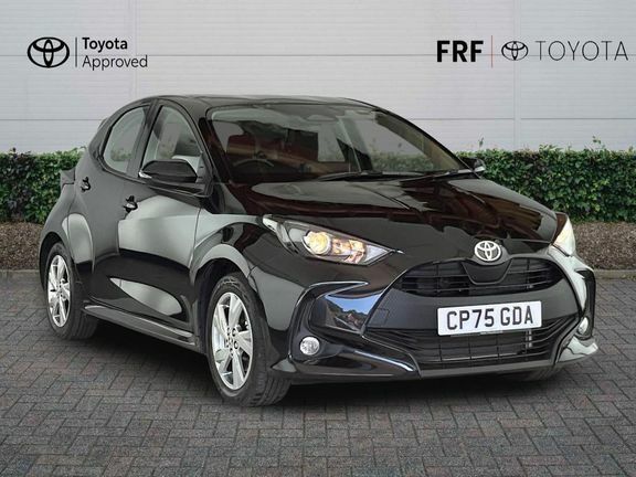 Toyota Yaris Icon Black