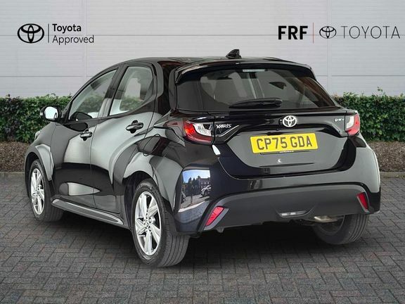 Toyota Yaris Icon Black #4