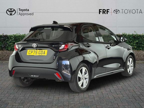 Toyota Yaris Icon Black #2