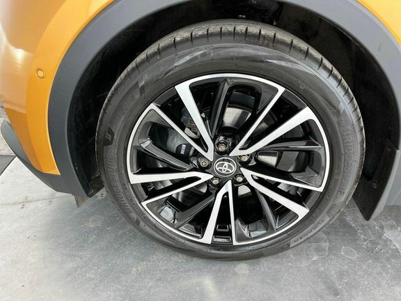 Toyota C-Hr Excel Grey #30