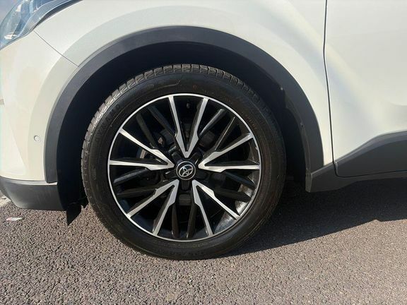 Toyota C-Hr Excel Silver #25