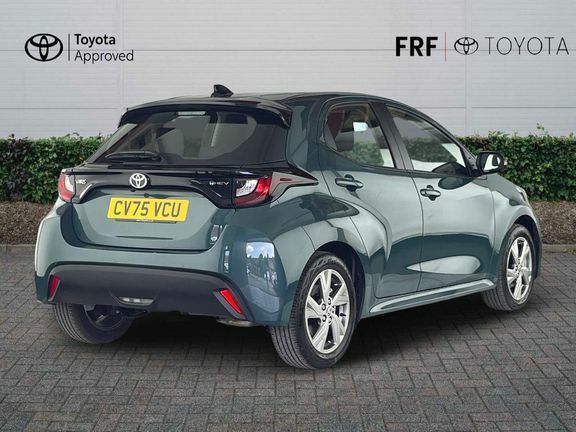 Toyota Yaris Icon Green #2
