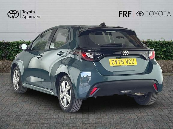 Toyota Yaris Icon Green #4