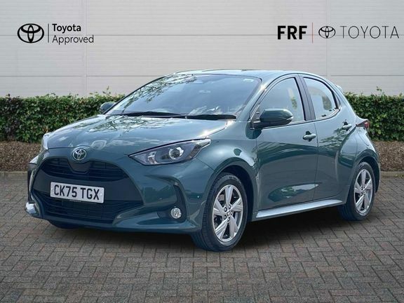Toyota Yaris Icon Green #3