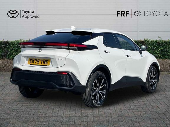 Toyota C-Hr Design 1.8 Fwd Hybrid White #2