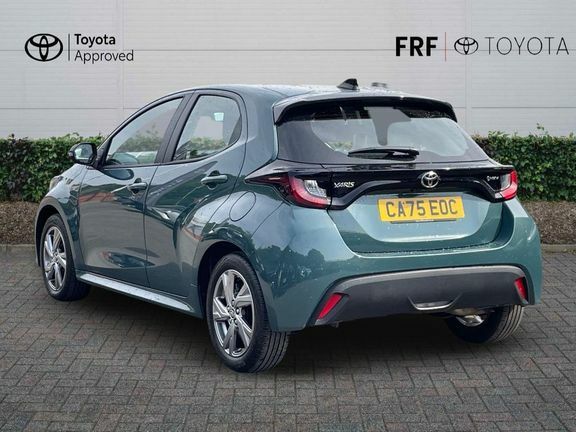 Toyota Yaris Icon Green #4