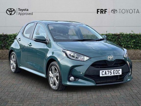 Toyota Yaris Icon Green