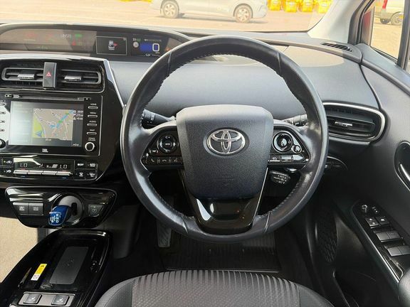Toyota Prius+ Business Edition Plus White #7