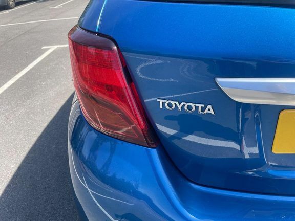 Toyota Yaris Hatchback Brown #29