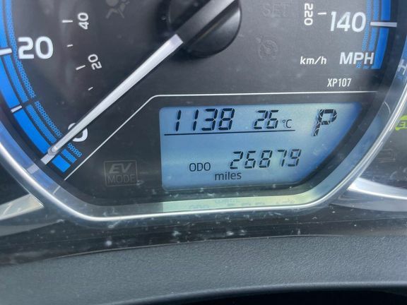 Toyota Yaris Hatchback Brown #47