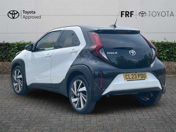 Toyota Aygo X Edge Manual White #4