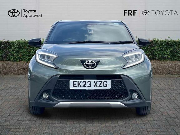 Toyota Aygo X Edge Beige #24