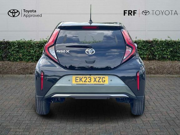Toyota Aygo X Edge Beige #28