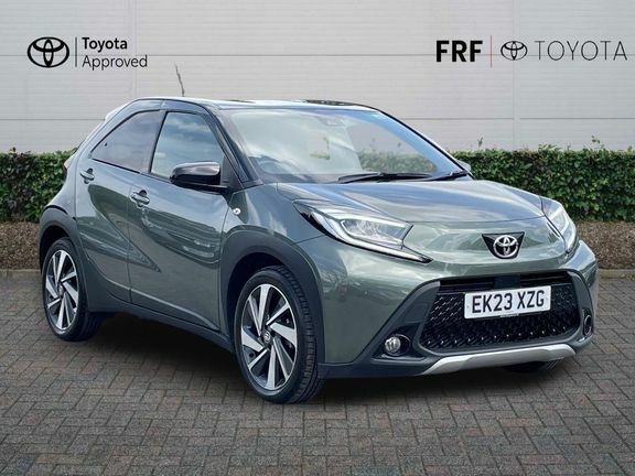 Toyota Aygo X Exclusive Automatic Green