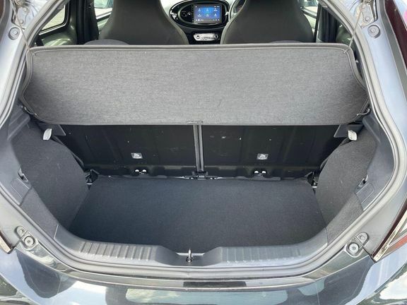 Toyota Aygo X Edge Beige #15