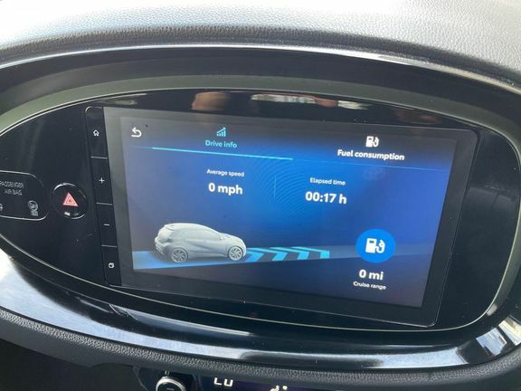 Toyota Aygo X Edge Beige #31