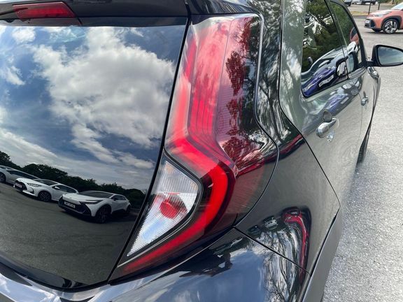 Toyota Aygo X Edge Beige #23