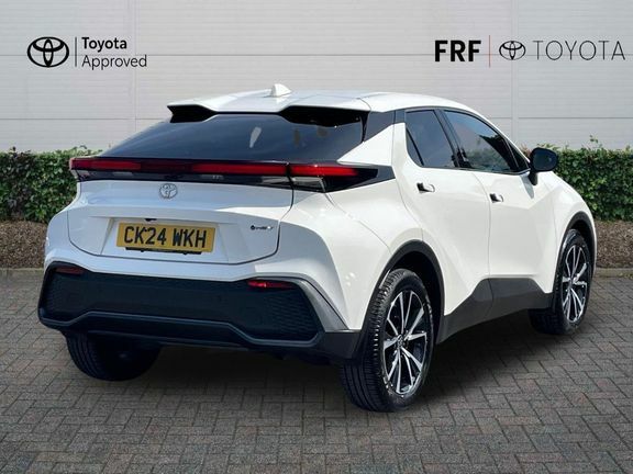 Toyota C-Hr Design 1.8 Fwd Hybrid White #2