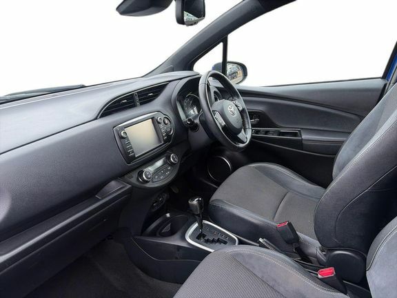 Toyota Yaris Excel Hybrid Conv Blue #5