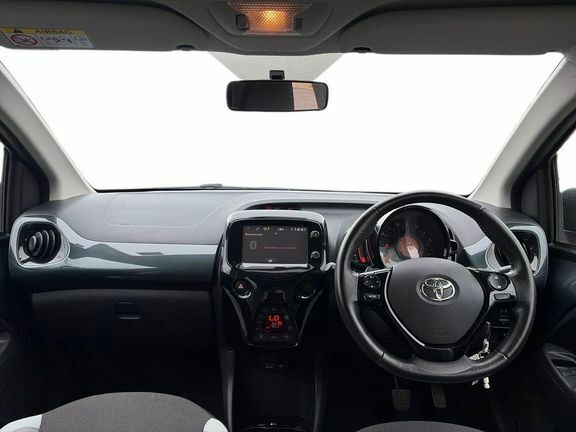 Toyota Aygo X X-style X-shift Red #7