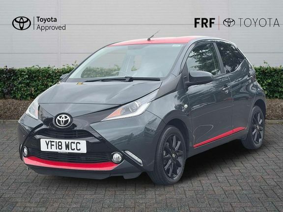 Toyota Aygo X X-press X-shift Grey #2