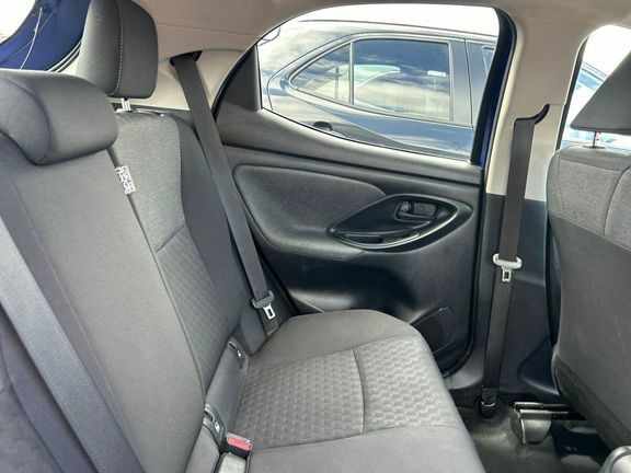 Toyota Yaris Design Silver #10