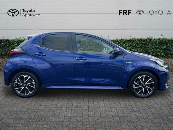 Toyota Yaris Design Silver #25