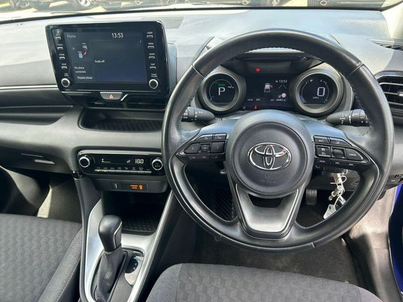 Toyota Yaris Design Silver #9